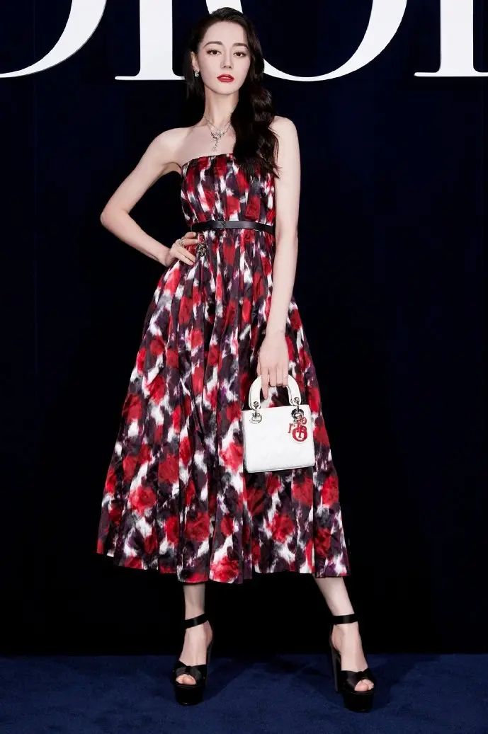 下载英语课学习场景